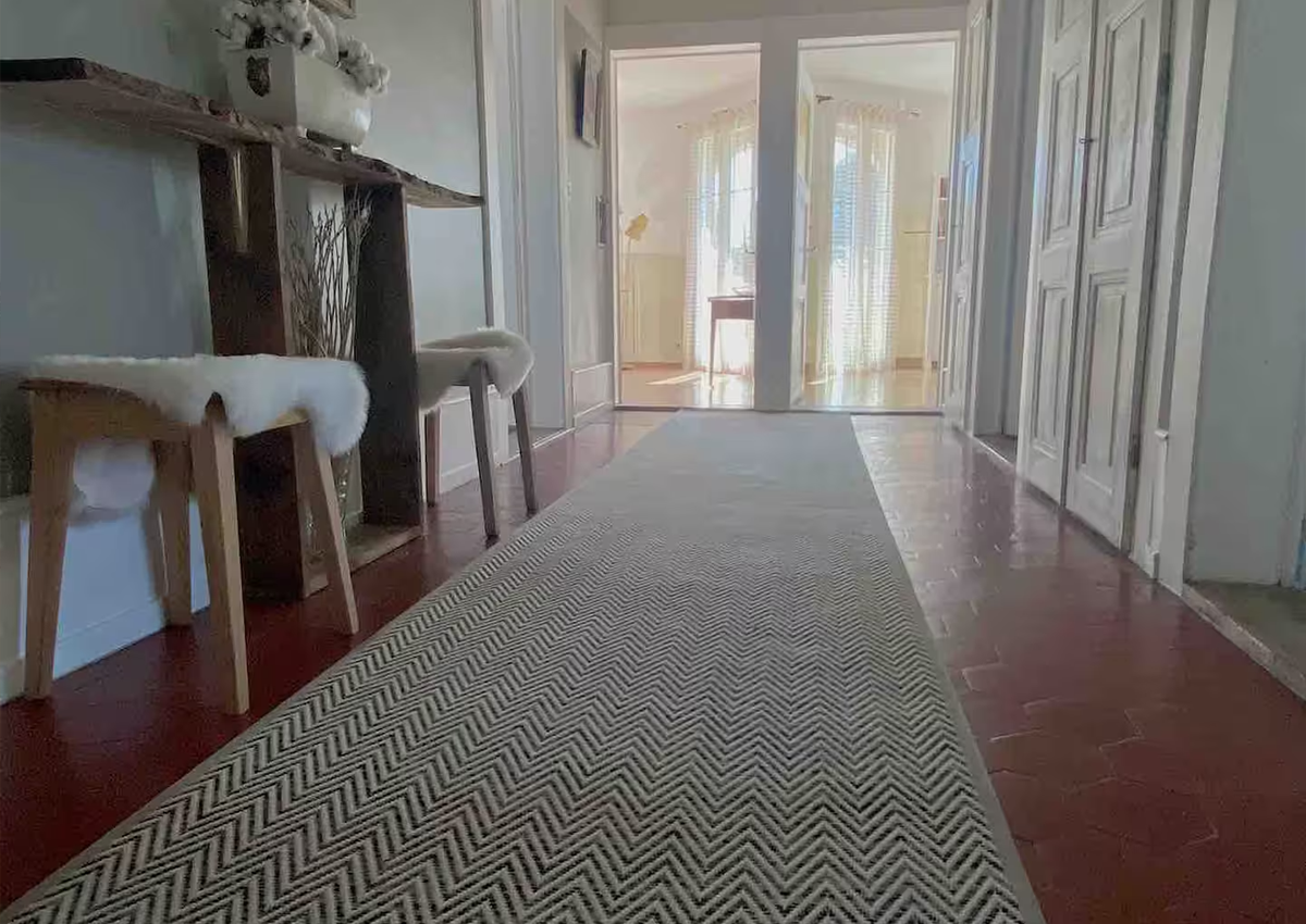 32bd841a-3cab-4cc8-89d9-b56c6395e4c3