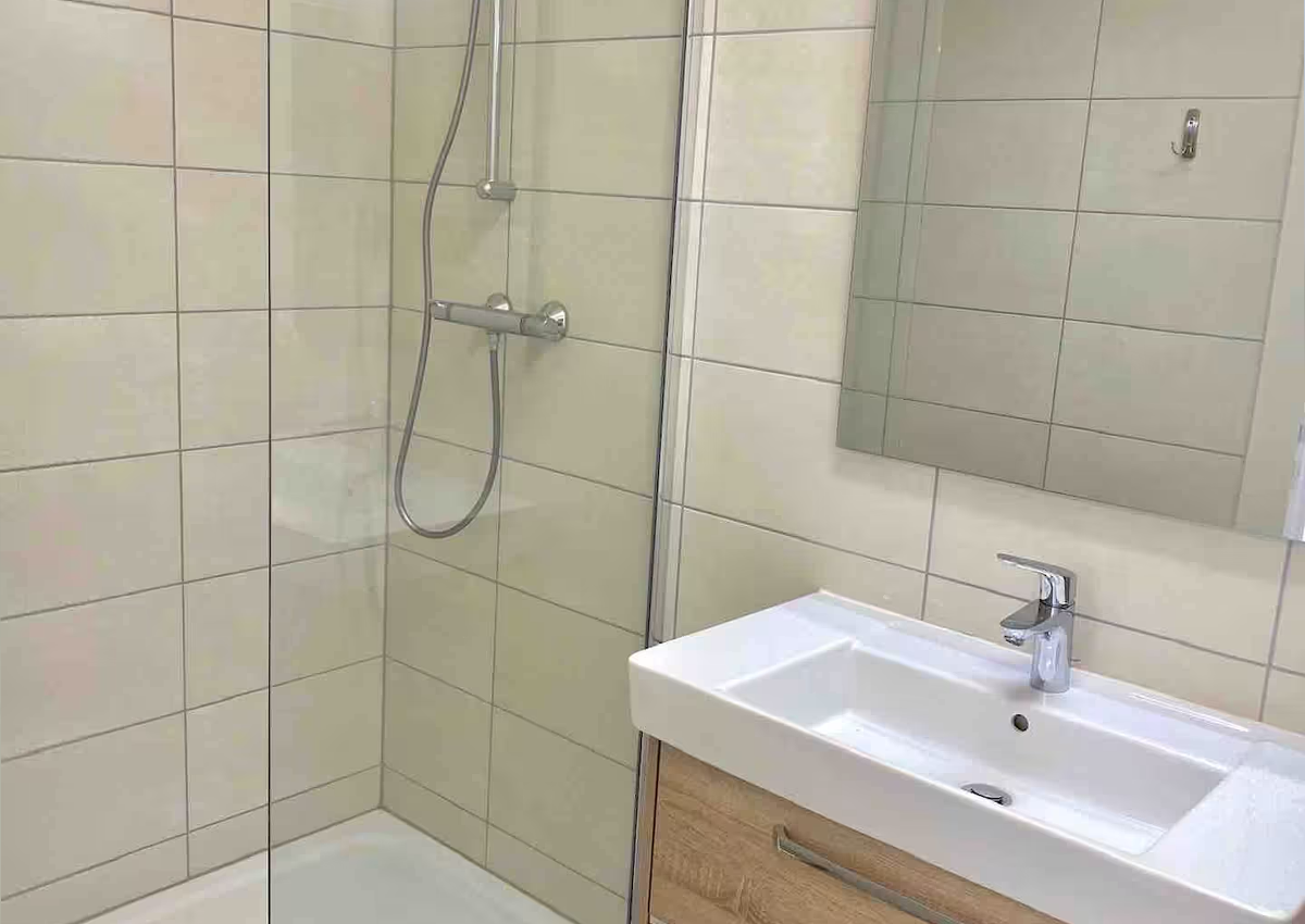 852428b4-36b5-40f6-ab24-a43ae9e442dc